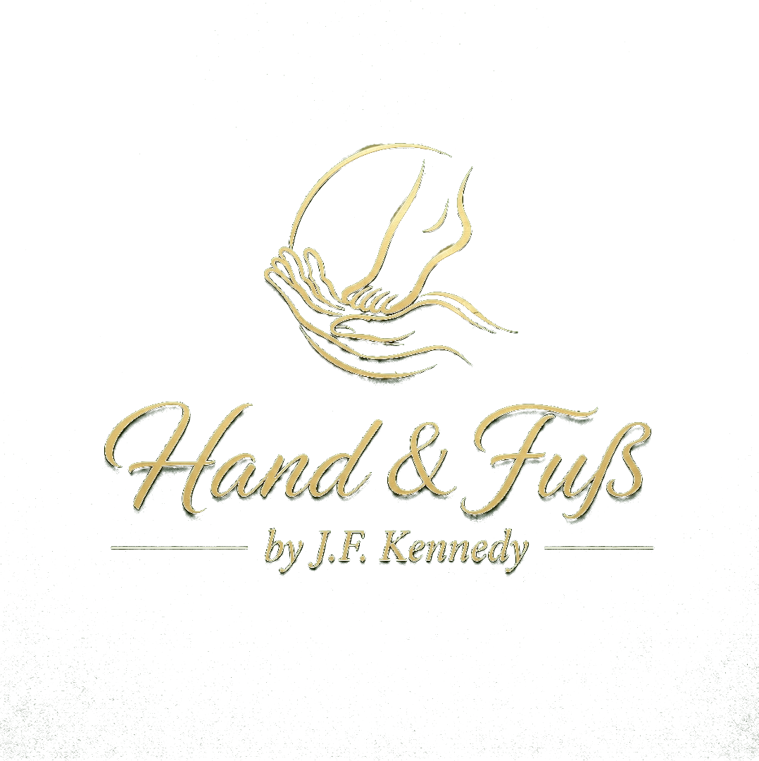 Hand & Fuß by J.F. Kennedy